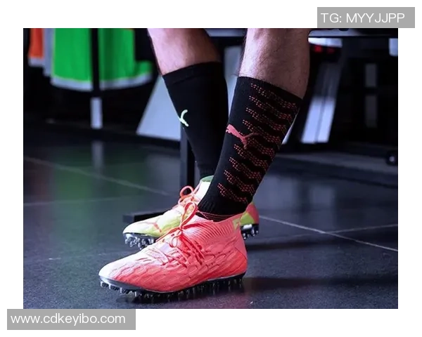 足球装备选购指南：如何选择适合你的高性能球袜